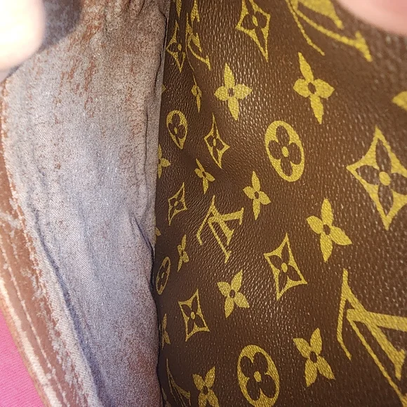 AUTHENTIC vintage(35 yrs.old) louis vuitton JEUNE FILLE MM - Picture 13 of 16